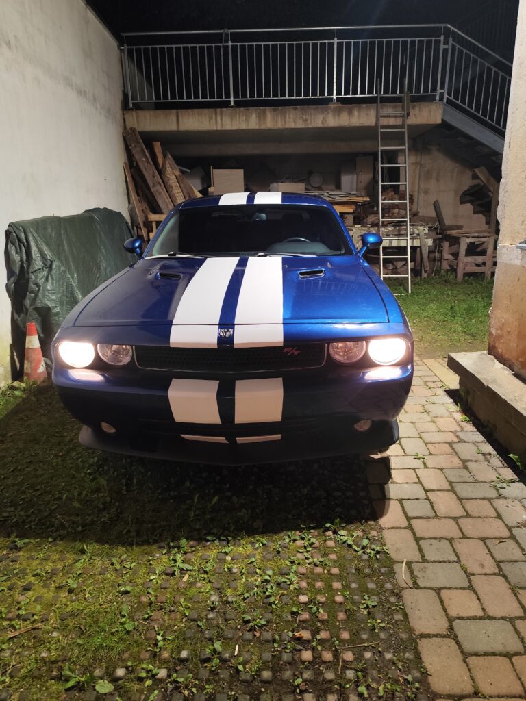 Dodge Challenger esiklaasi vahetus Tartus + Aquavelox nanovaha